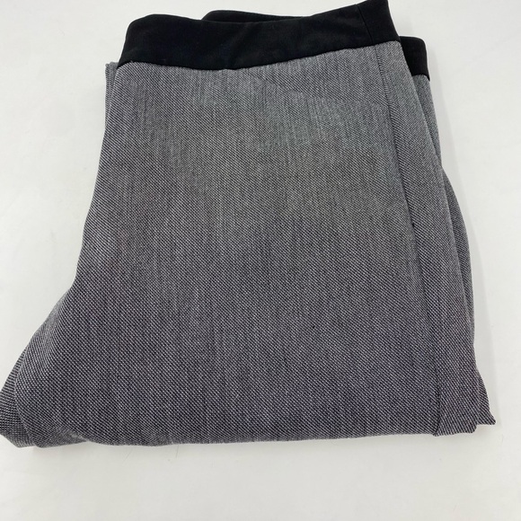 Women’s Express Editor Gray and Black Pants Size 4R - Picture 2 of 13